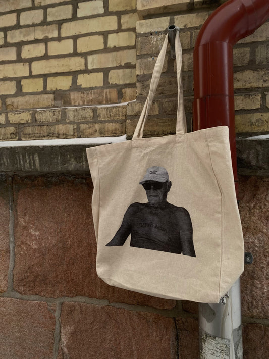 Tutto Passa Tote Bag